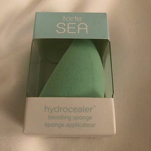 New Tarte Sea Hydrocealer blending sponge